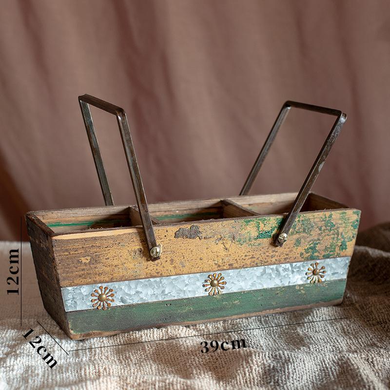 OX21 A Set Of Three Wood Handbags, Decoration