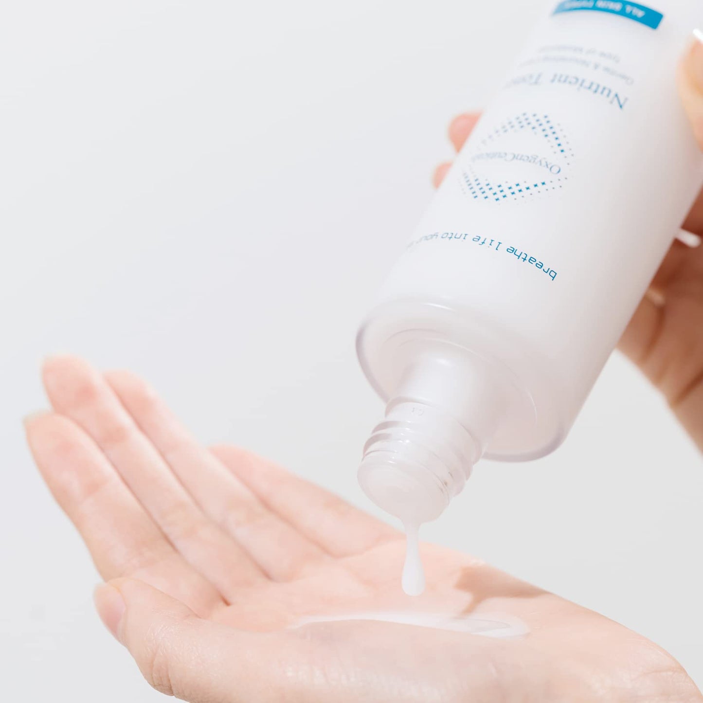 OxygenCeuticals Nutrient Toner – Essence-Type Hydration for Dry Skin with Sodium Hyaluronate, Portulaca & Allantoin