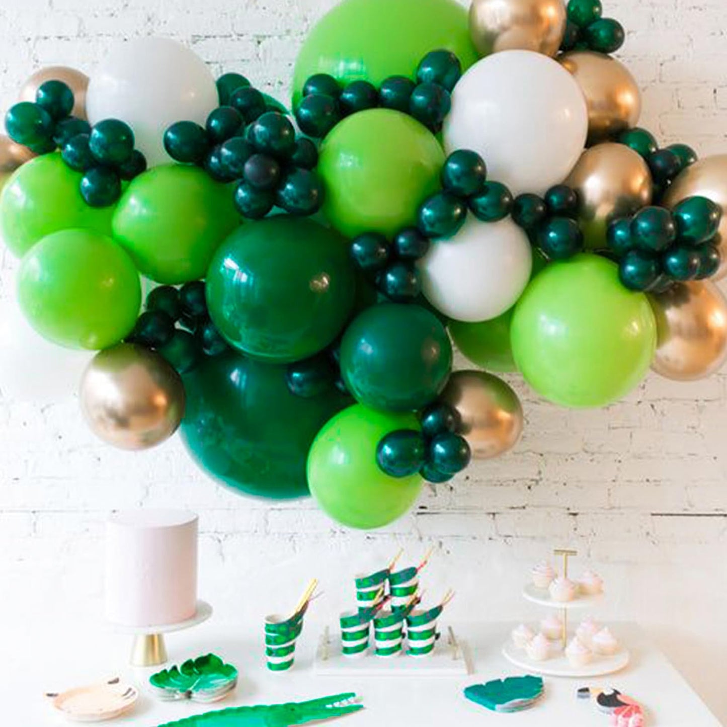 PartyWoo Dark Green Balloons Kit 127 Pcs for Arch Garlands 36in to 5in