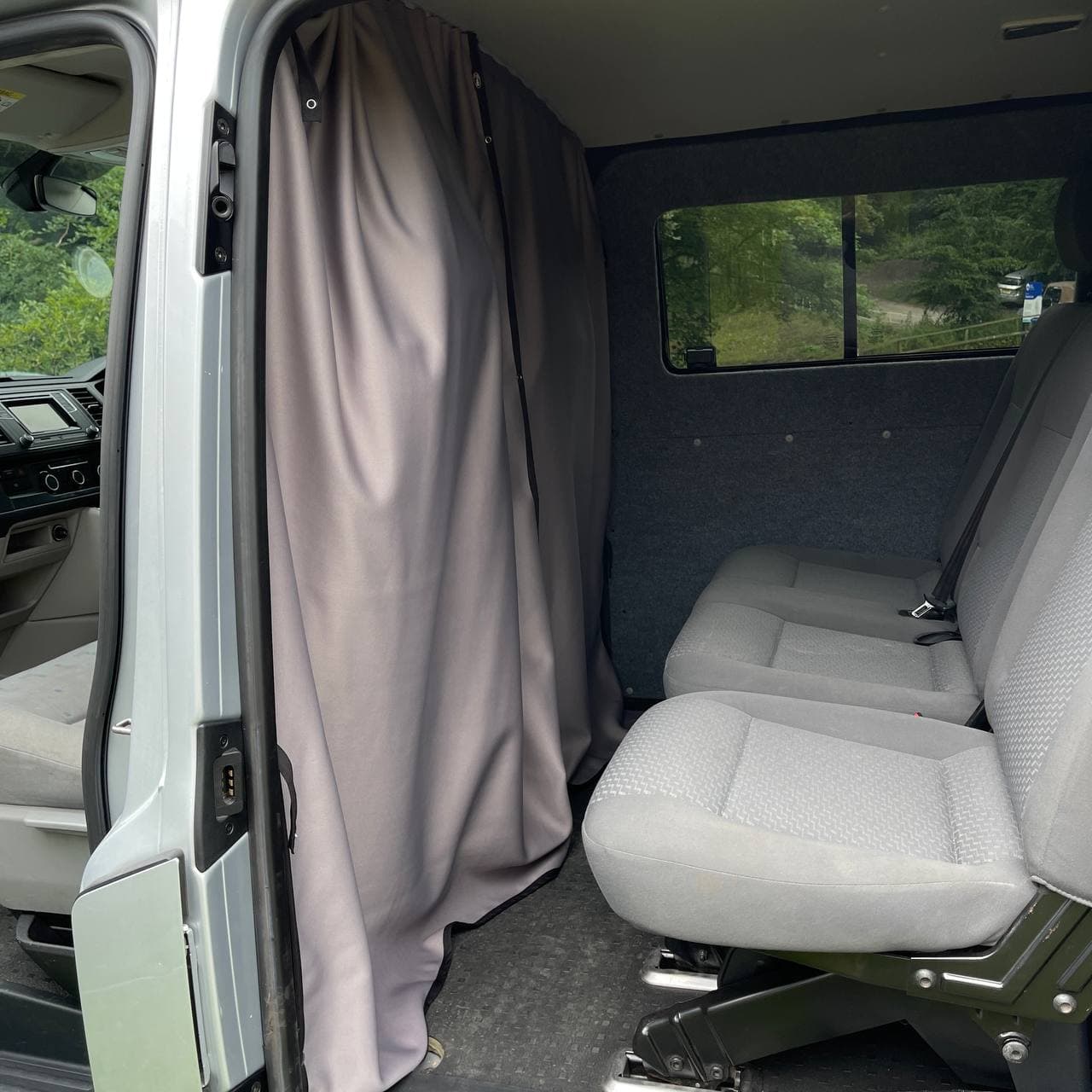 For VW T6,T6.1 Transporter Cab Divider Curtain Kit with Rail Premium Quality - Van-X