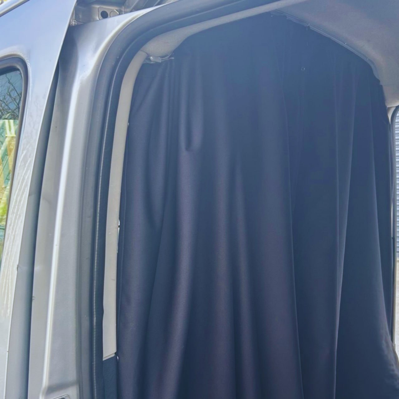 For VW T6,T6.1 Transporter Cab Divider Curtain Kit with Rail Premium Quality - Van-X