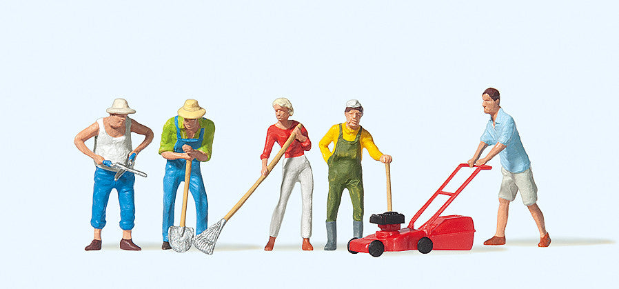 Gardeners Terrarium Figures 10463
