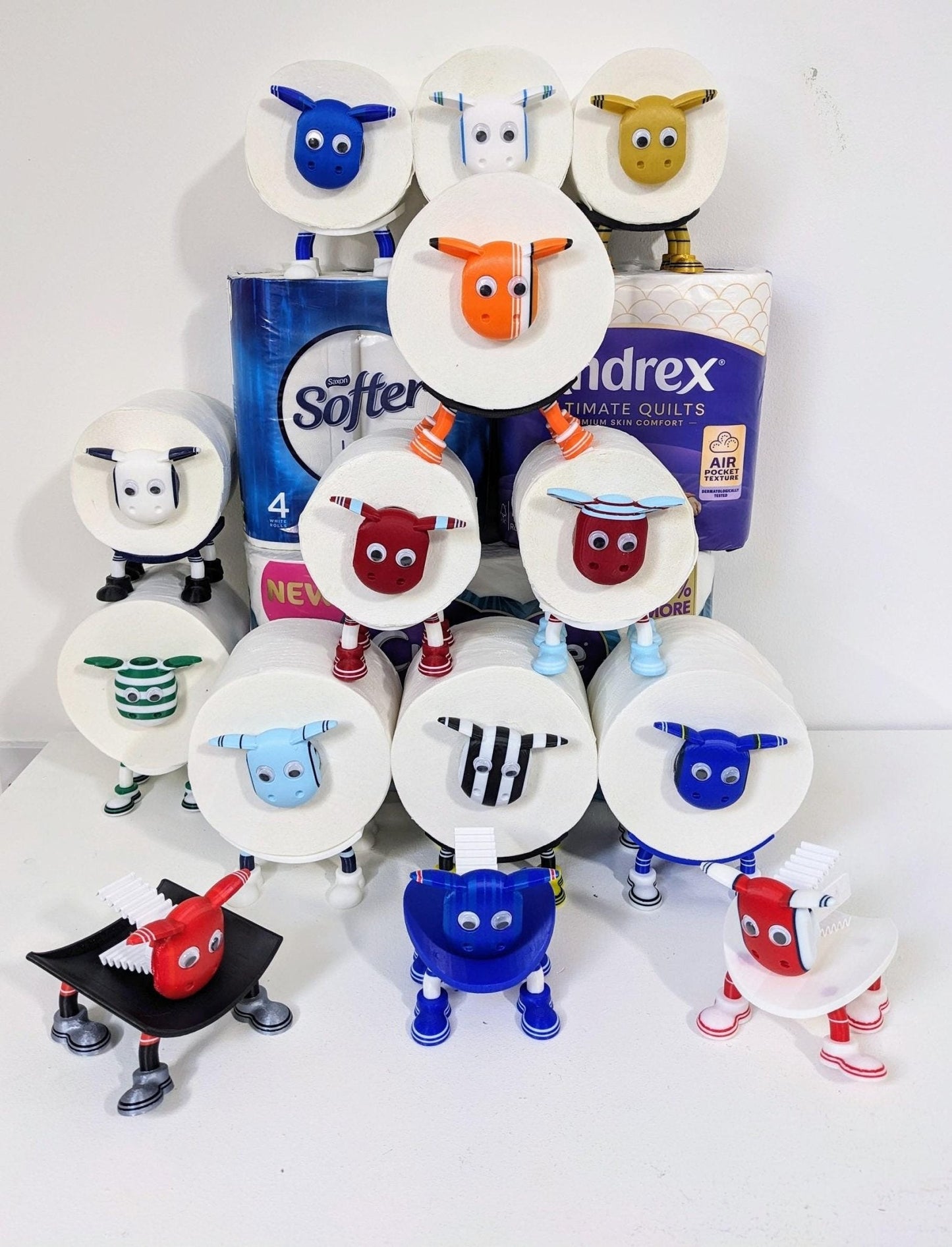 Premiersheep Manchester City Toilet Roll Holder – New 2025/26 Football Fan Gift – Universal Fit – Custom Boots