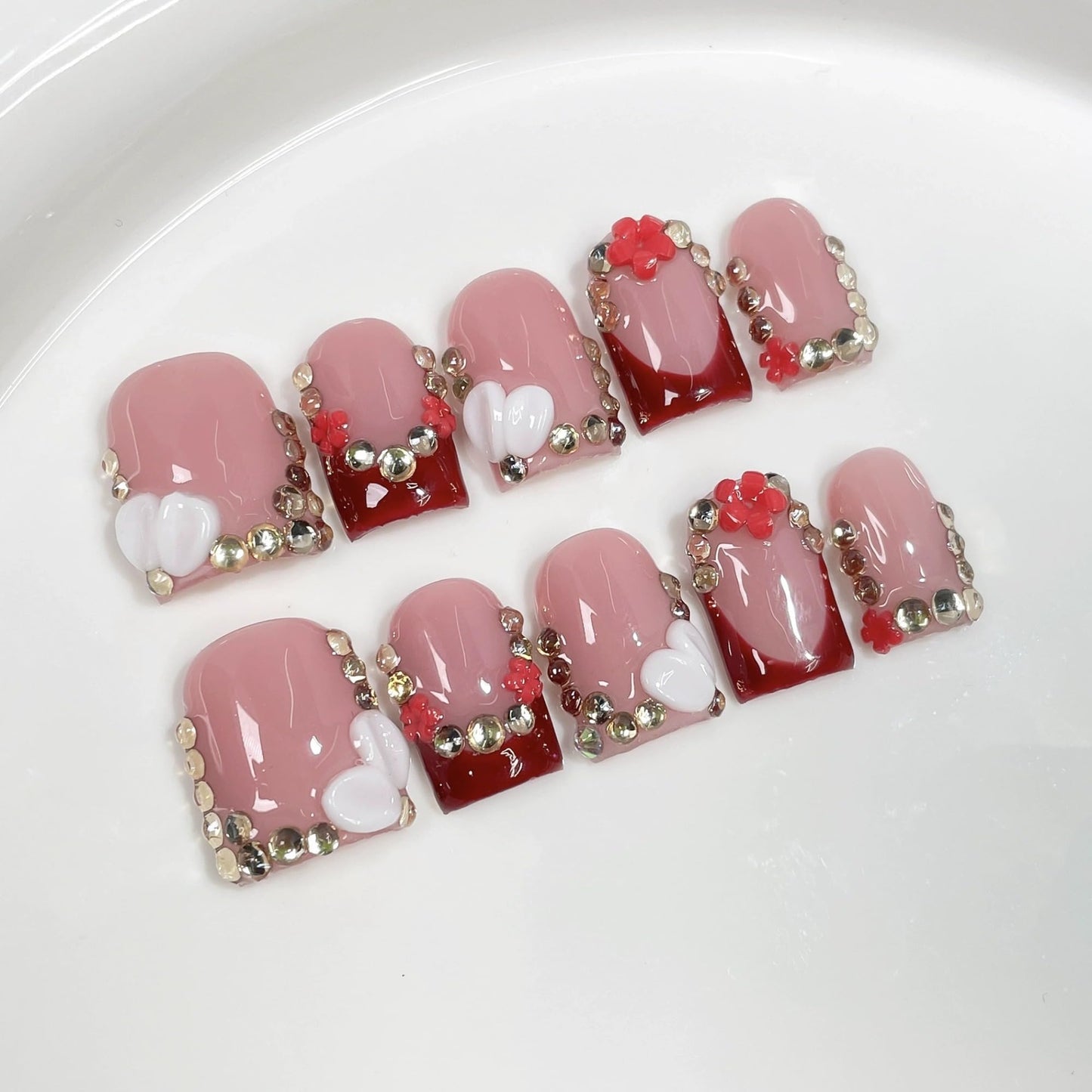 Qicaijia Short Press On Nails Square – 3D Rhinestone Luxury Full Cover Nails (10Pcs, Size M)