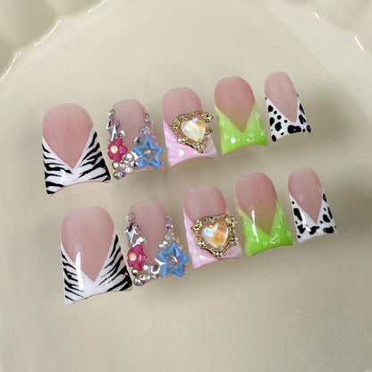 RIICFDD 10 Pcs Handmade Duck Press-On Nails – Medium, French Tip, 3D Heart Rhinestones, Glue Included