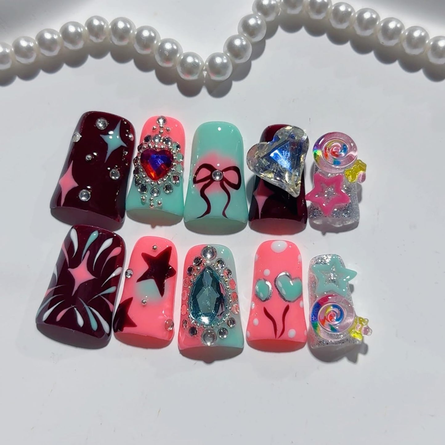 RIICFDD Duck Press-On Nails – 10 Pcs Handmade, 3D Rhinestone Hearts, Reusable Full Cover (Size M)