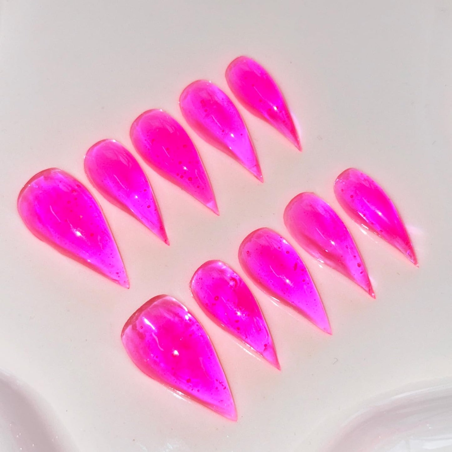 RIICFDD Handmade Almond Press-On Nails – Curved Eagle Claw, Pink, Reusable Kit