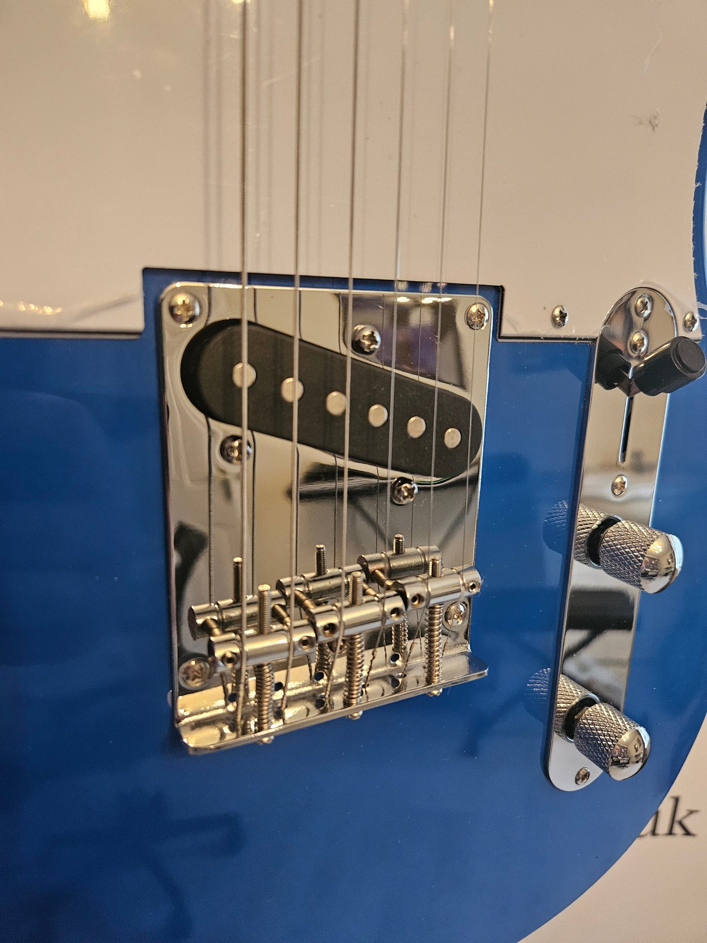 R-160 Electric Guitar