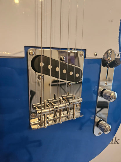 R-160 Electric Guitar