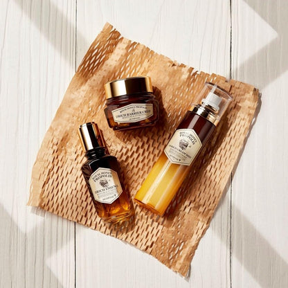 SKINFOOD 1957 Royal Honey Propolis Enrich Essence – 63% Black Bee Propolis & 10% Royal Jelly Extract Serum | 50ml
