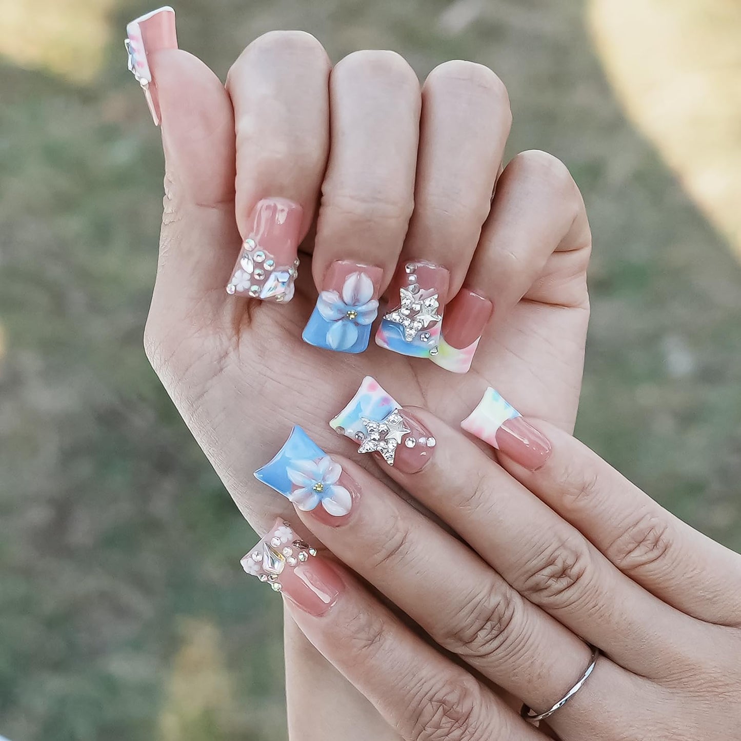Tesytto Duck Shape 3D Floral Nails | Luxury Thick Acrylic Press-On Nails with Rhinestones – Pastel Pink-Blue Stellar