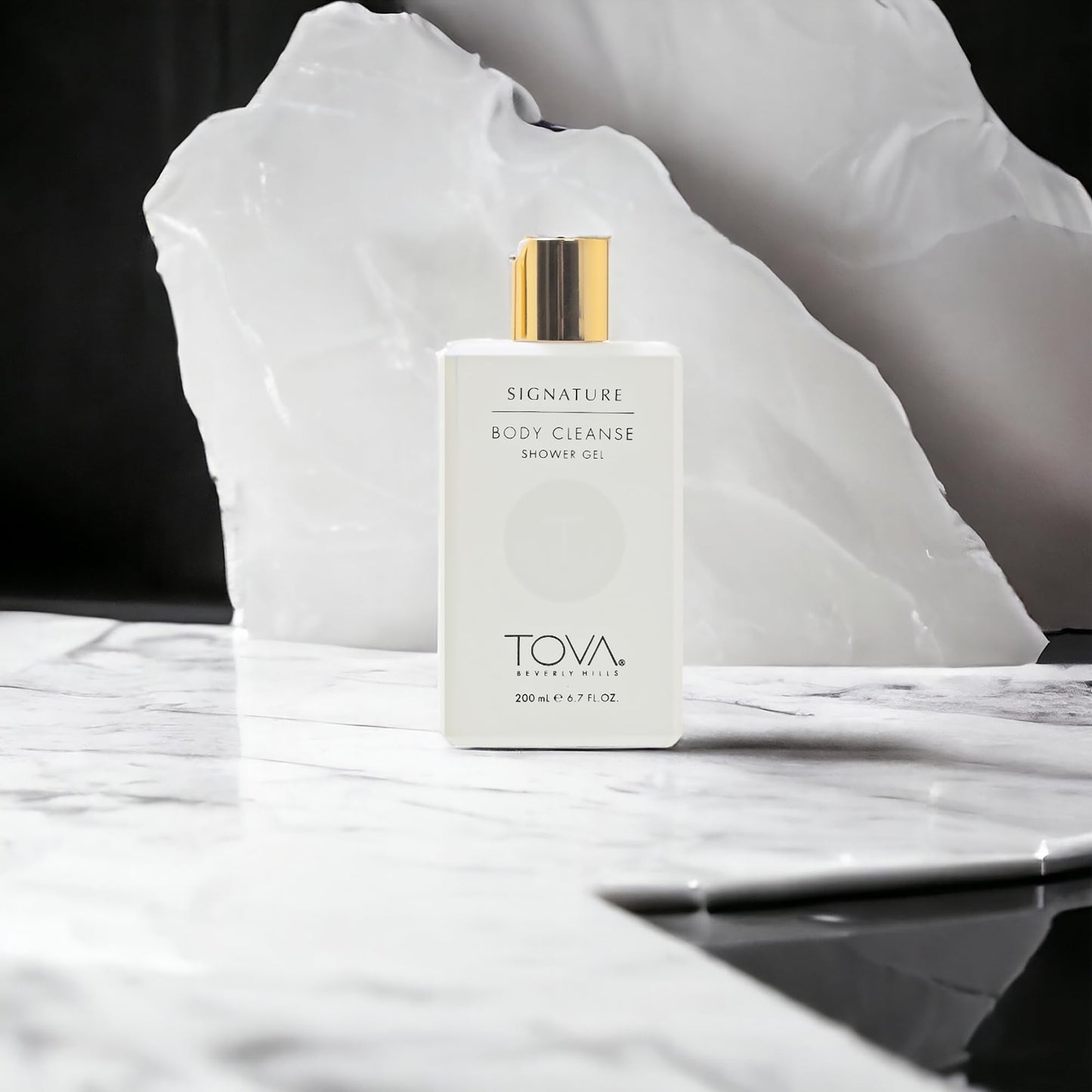 Tova Signature Shower Gel – Moisturizing Floral Cleanser (6.7 oz) – USA Made & Cruelty Free