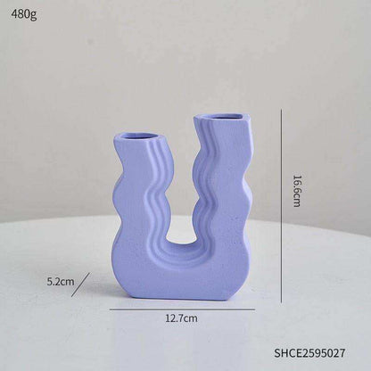 Wavy Wonder Vase