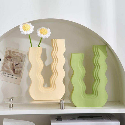 Wavy Wonder Vase