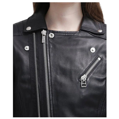 Women’s Slim Fit Black Leather Jacket – Innovative Design