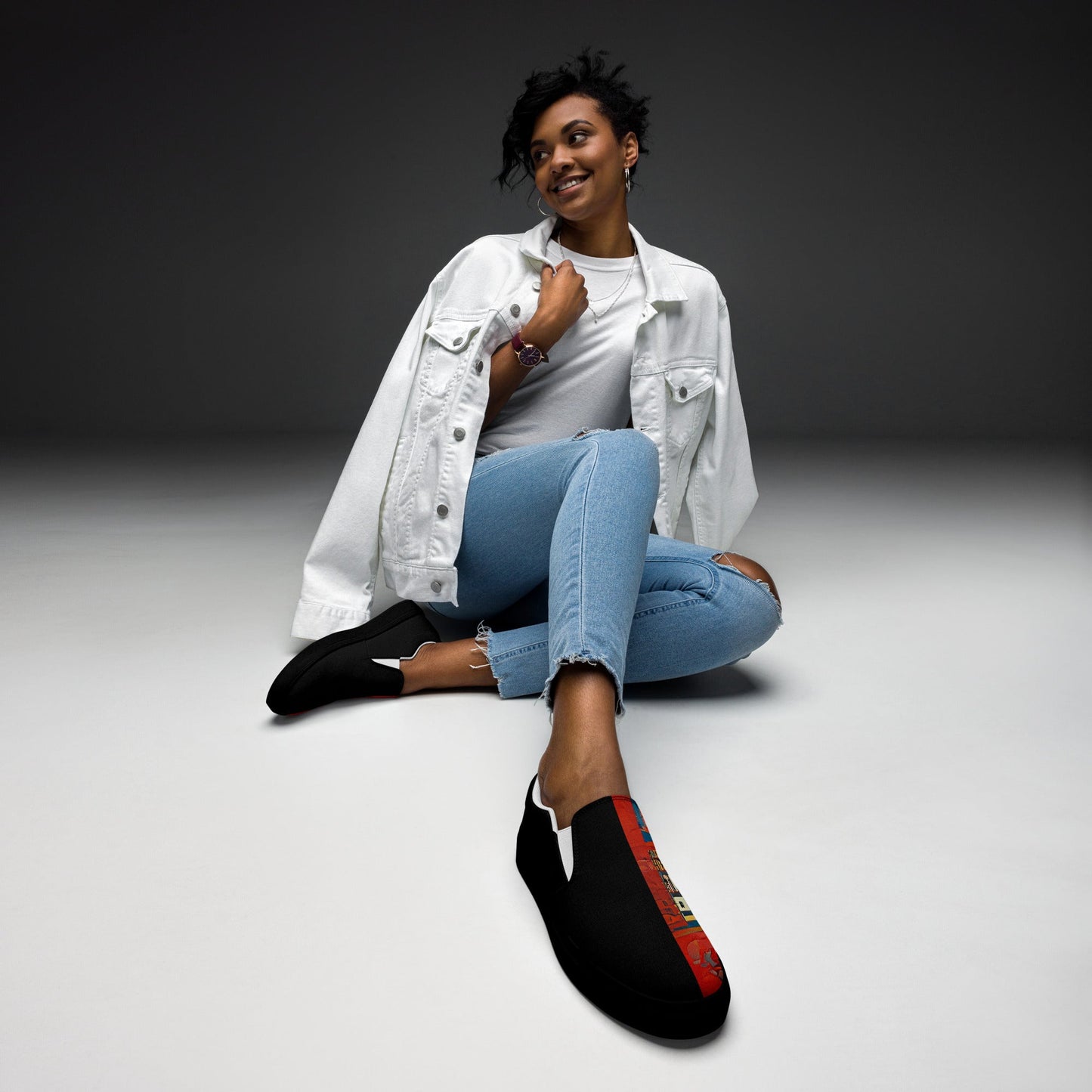 Half Black Half Hónghǎi - Womens Slip-On Canvas Shoes