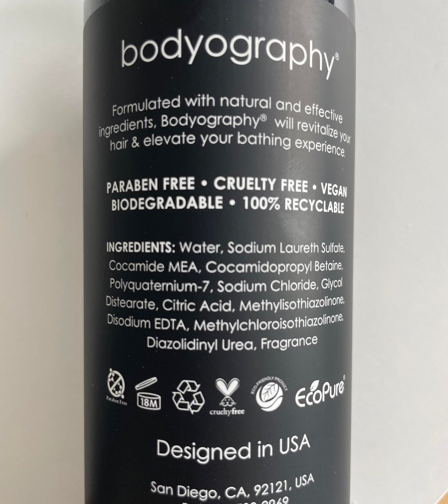 World Amenities Bodyography Pump Bottle 2 in 1 Conditioning Shampoo – All Hair Types