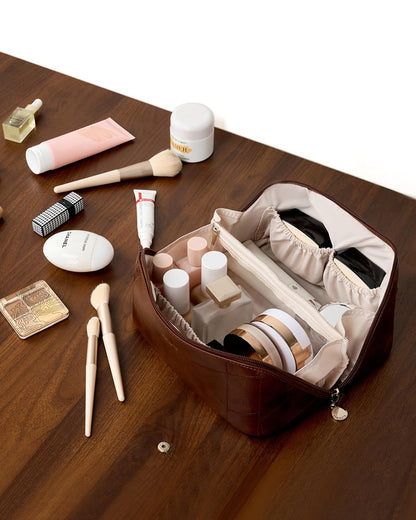 Yikisite Makeup Bag – Travel Cosmetic Organizer with Divider, Waterproof PU Leather Brown
