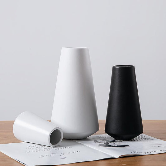 Ceramic Vase, Black/ White